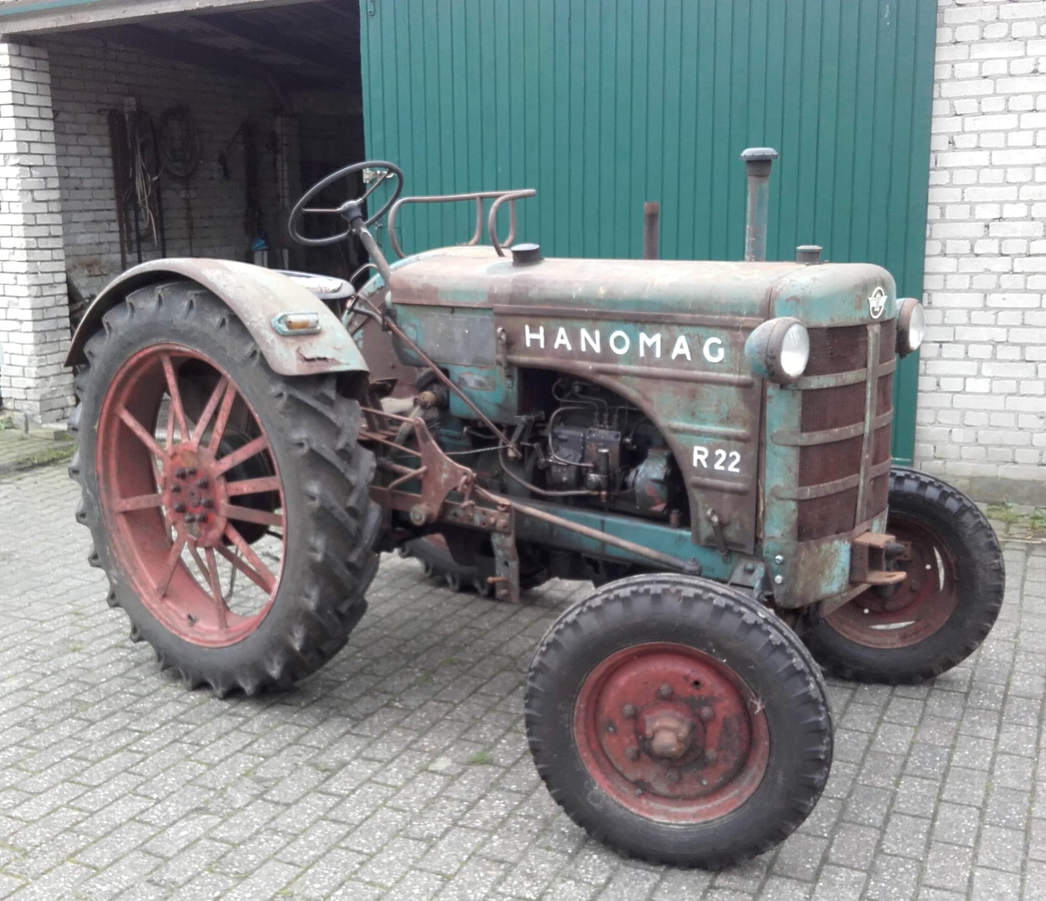 Hanomag  R22